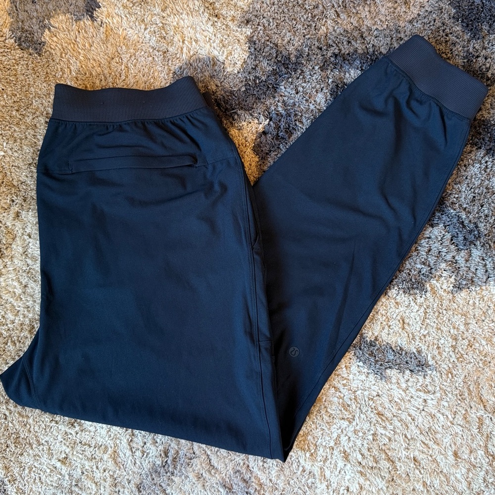 NWOT Men’s Lululemon ABC Joggers Regular